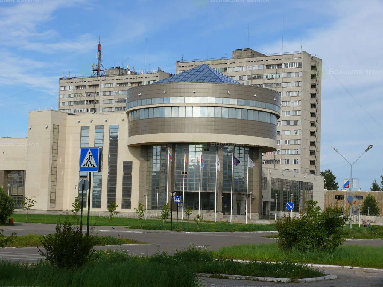 удомля 2000 год. торговый центр русь удомля. удомля город тверская область население. магазин сотка удомля. удомля 1990г.